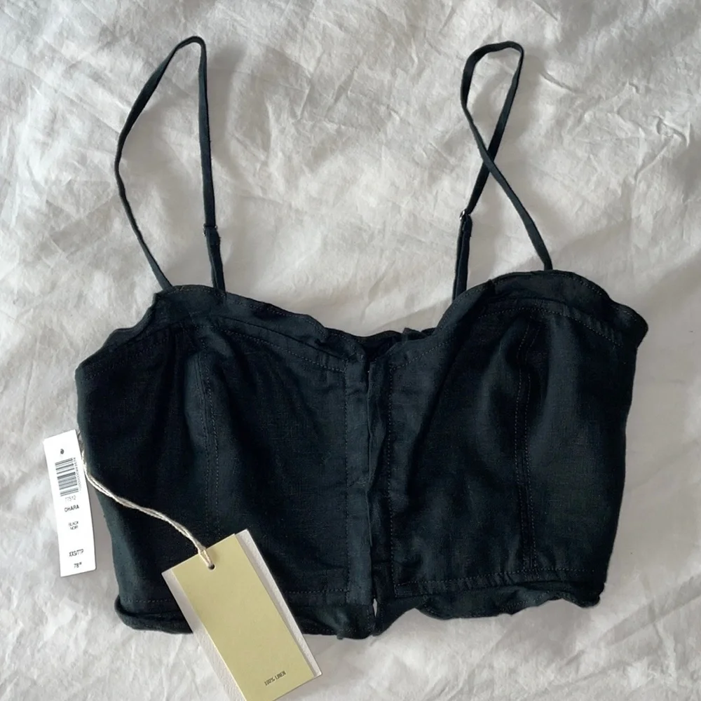 Sold 🖤 Aritzia ohara crop top - Picture 8 of 8